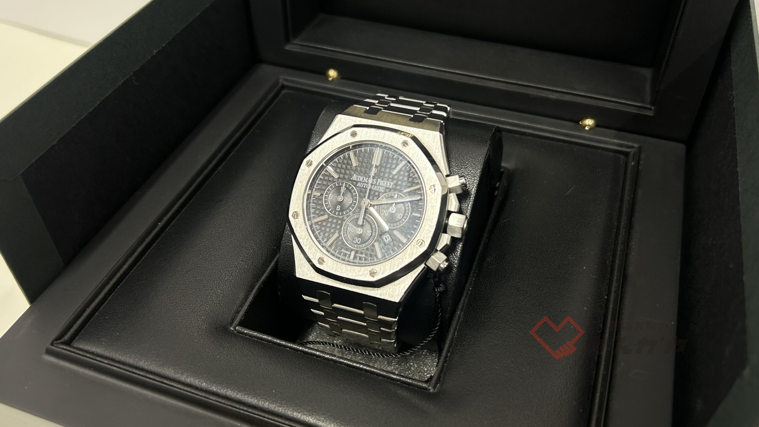 オーデマピゲ　ロイヤルオーク　クロノグラフ　26320ST.OO.1220ST.01　SS/AT　黒文字盤